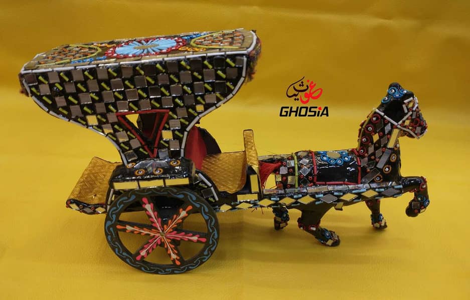 Traditional Punjabi Horse Cart Décor with Beautiful Glass Detailing. 4