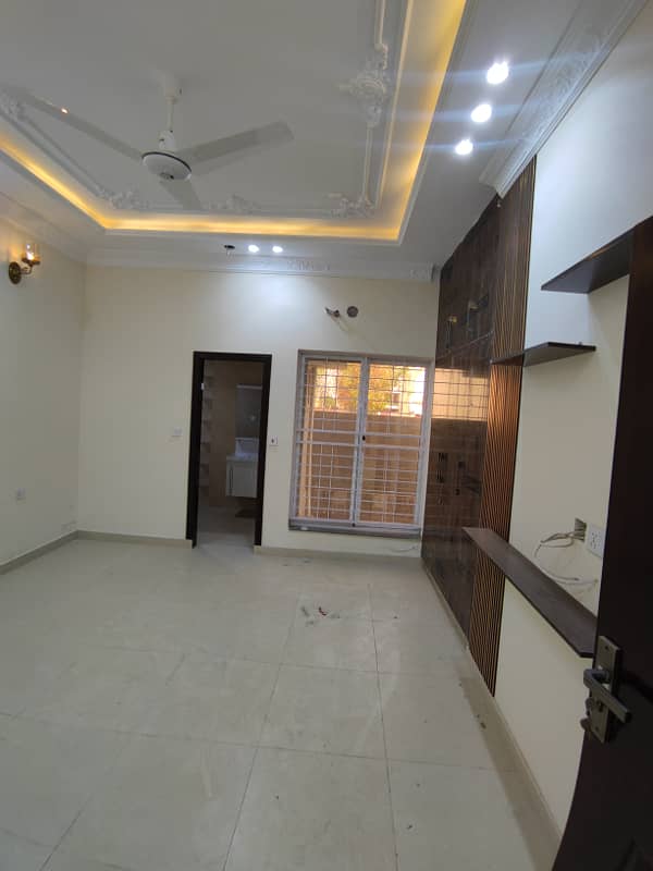 C block. . D block houses avail for rent 7