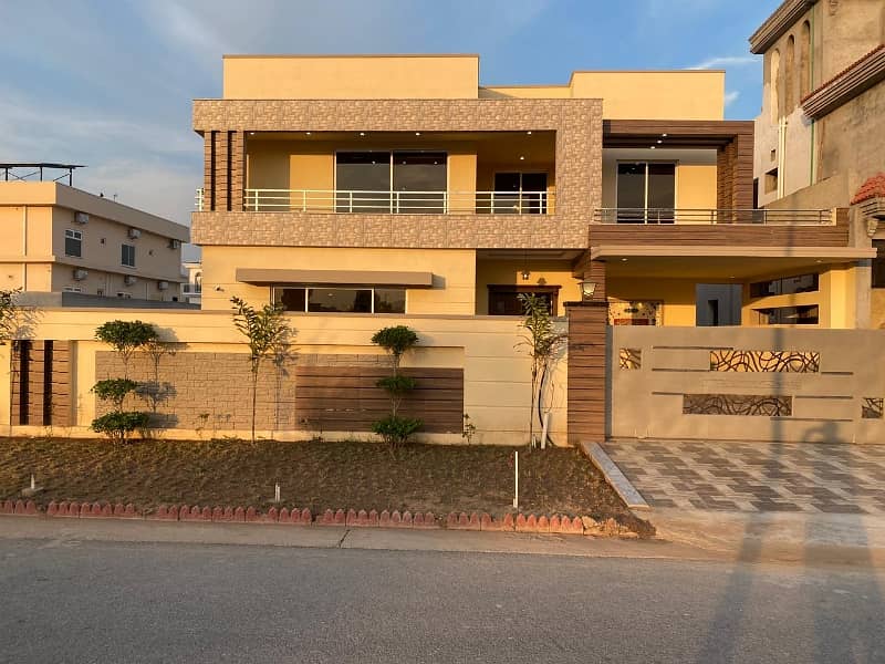 Prime Location 1 Kanal House In Citi Housing Scheme For sale At Good Location 0