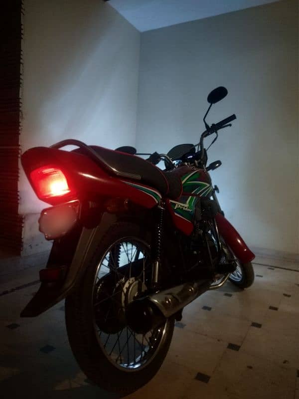 Honda pridor 100 red 2021 1