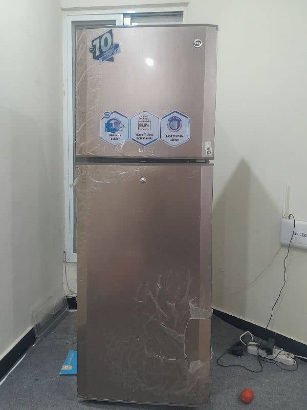 Pel new condition Frige for sale LIFE campani 0