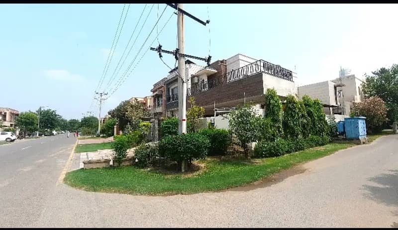 13 Marla House For Sale In Paragon City Lahore 27