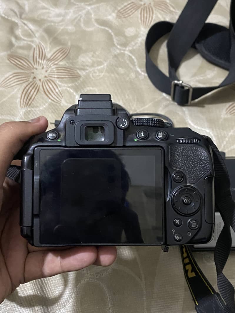 Nikon D5300 - (18-55mm) lens | Final Price 4