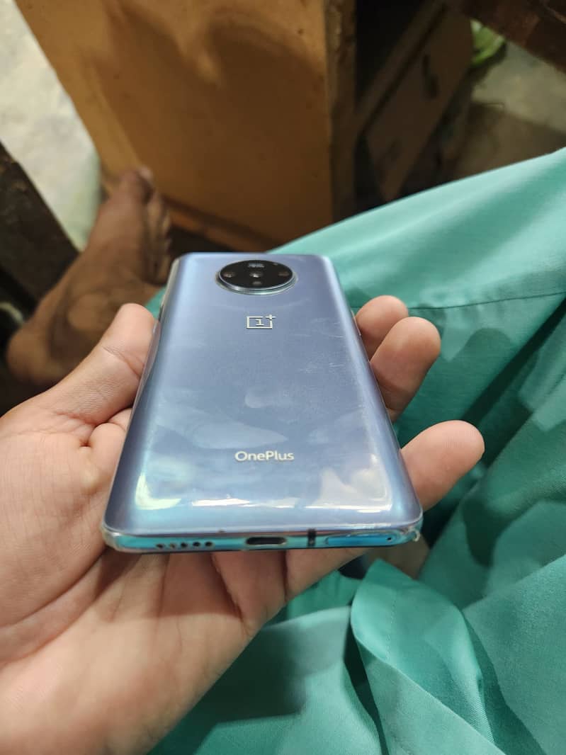 OnePlus 7T 128GB 1