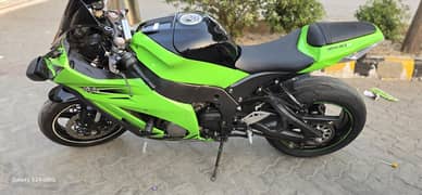 KAWASAKI NINJA ZX-10R (2011) MODEL