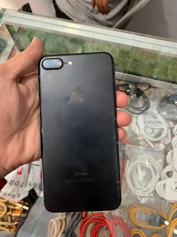 iPhone 7 Plus 128gb 3