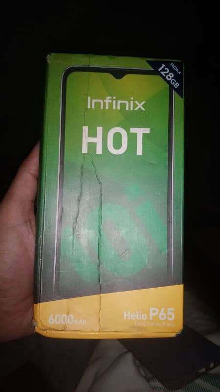 Infinix hot 10i with box 128 gb memory 1