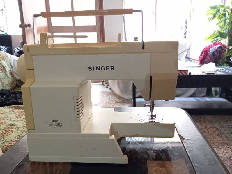 Singer sewing machine | made in Brazil 1