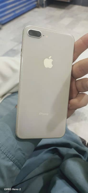 iphone 8 plus 1