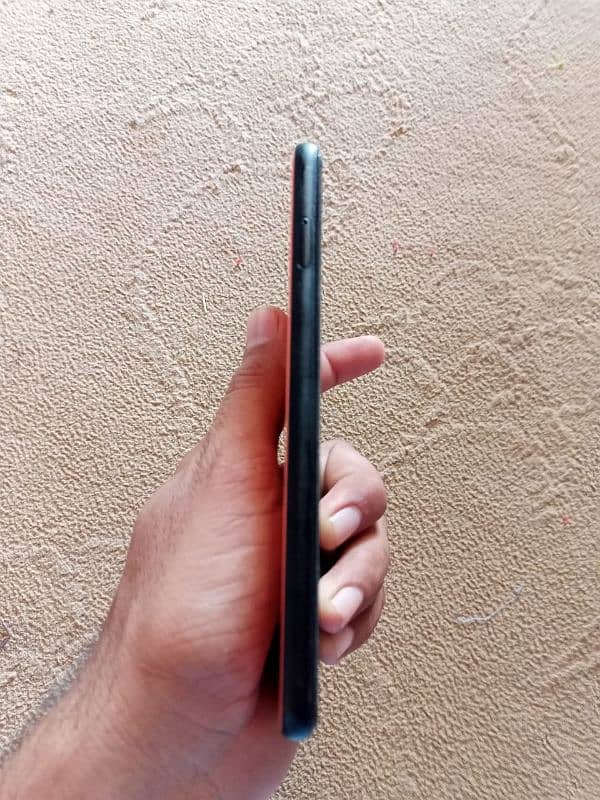 pixel 4xl condition 9 by 10 Exchange possible good phone OnePlus 5