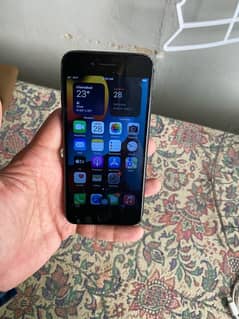 i phone 7 pta approved  32gb balck color onli sale