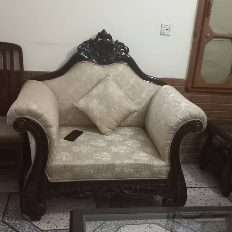 Chinioti sofa dewan with tables 2