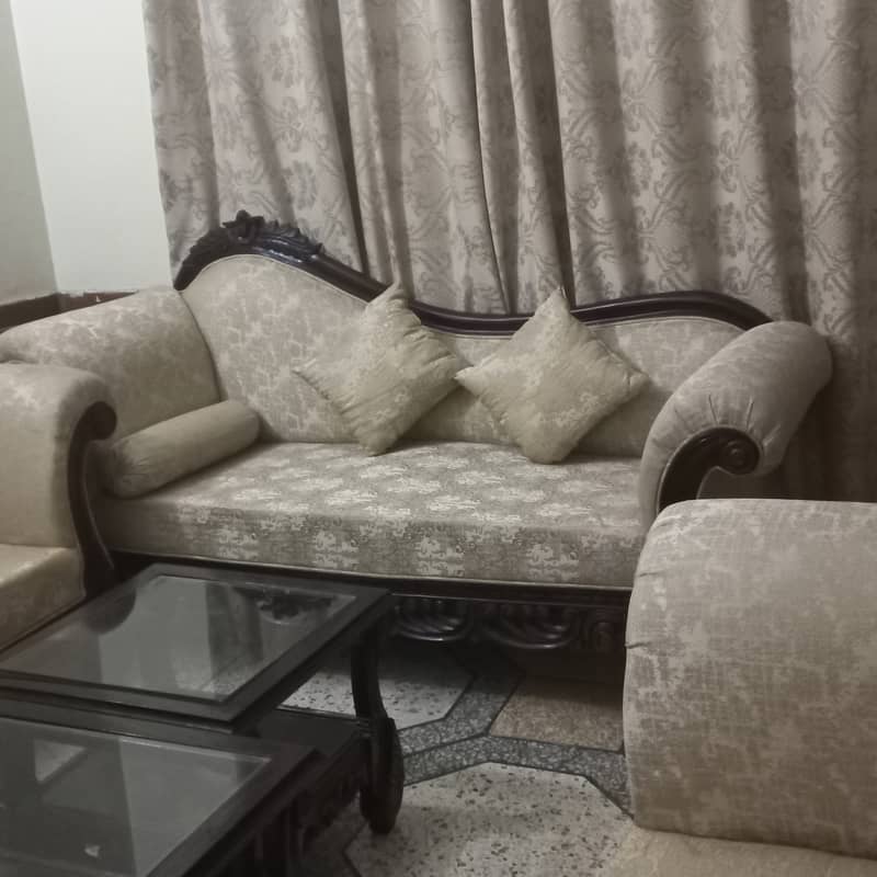 Chinioti sofa dewan with tables 4