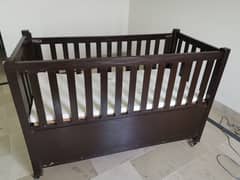 baby bed / crib