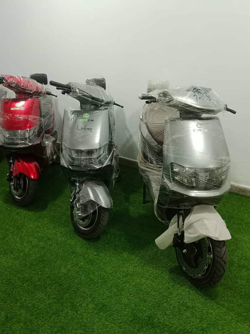 Electric Scooty , Eelctric Bikes, EveOn LEOPARD Pro 2024 Full Loaded 2