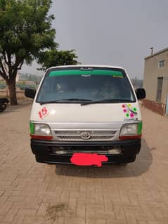 Toyota hiace 1991 model urgent sale 2006 ka kota