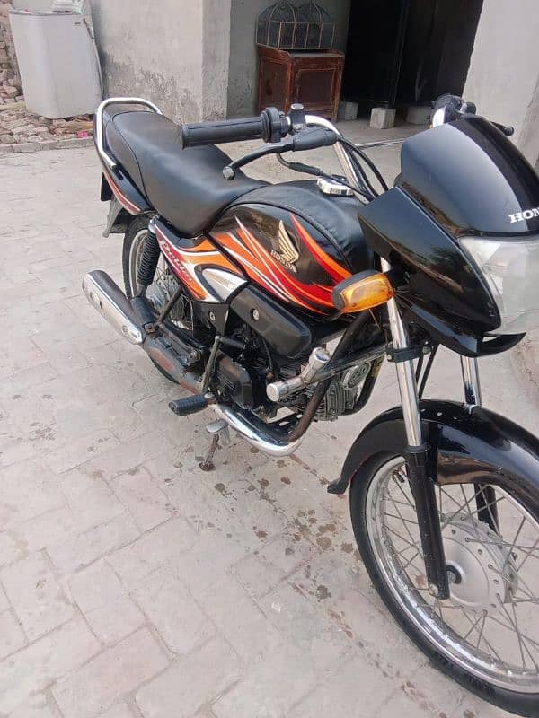 HONDA PRIDOR SALE 2018 Model Best condition 62000 km 4