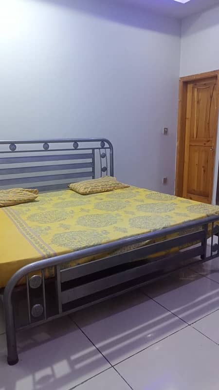 used iron rod bed for sale with mattress 0