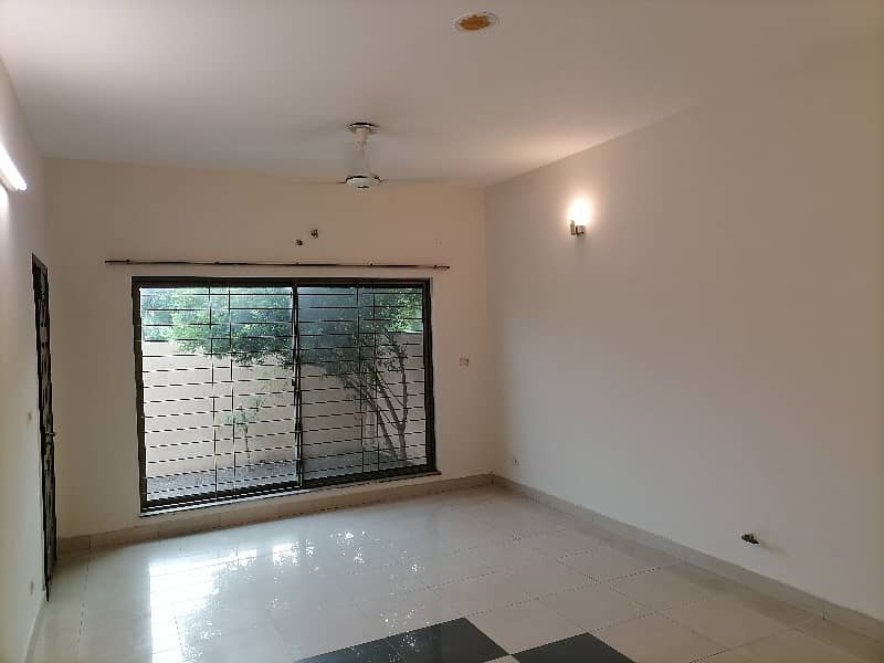 HOUSE FOR RENT IN ASKARI 11 7