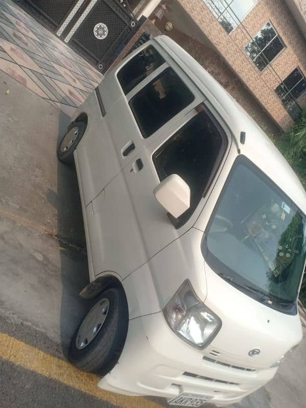 Daihatsu Hijet 2016 1