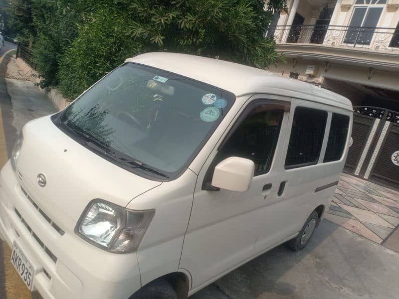 Daihatsu Hijet 2016 4