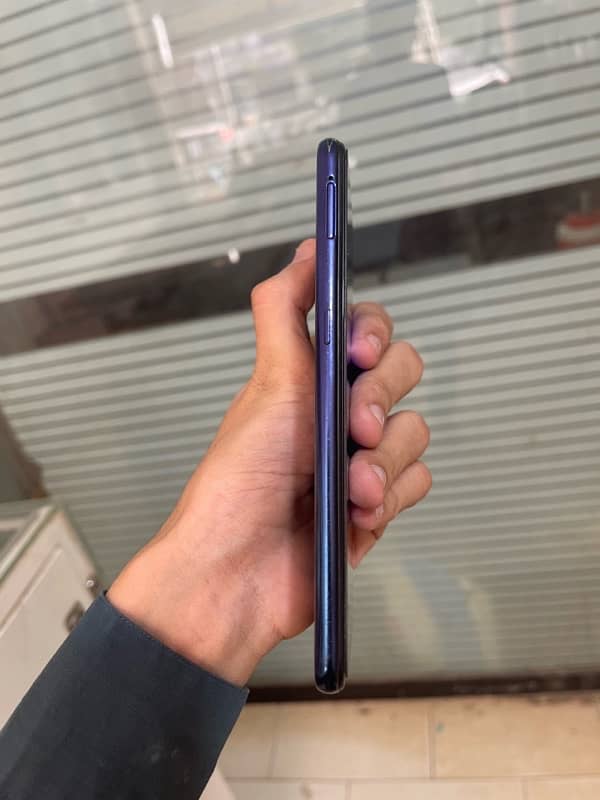 VIVO S1 4