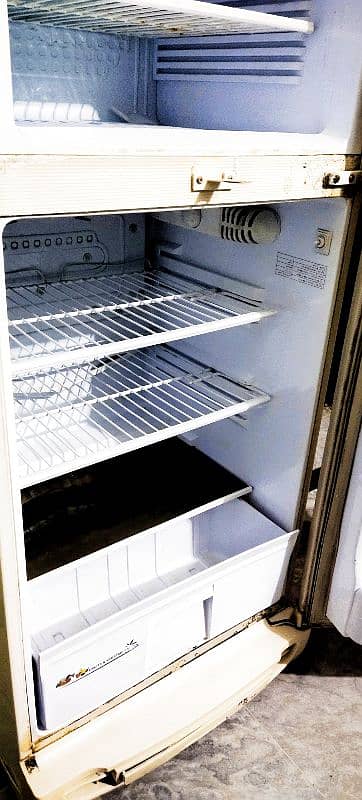 PEL company Fridge orignal condition 3