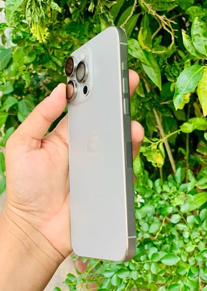 Iphone 15 Pro Max 256gb Natural Titanium Fu 10/10 Lush LLA Non Pta 5