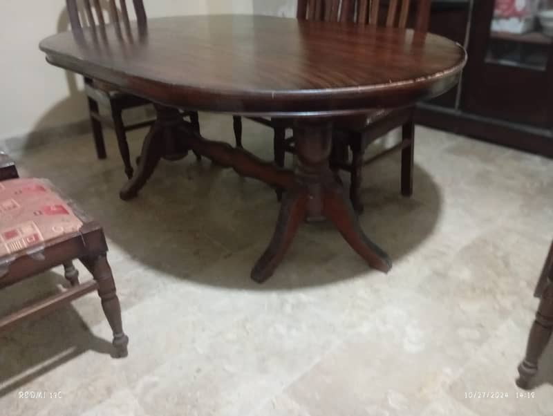 Wood Dinning Table with Six Chair 1