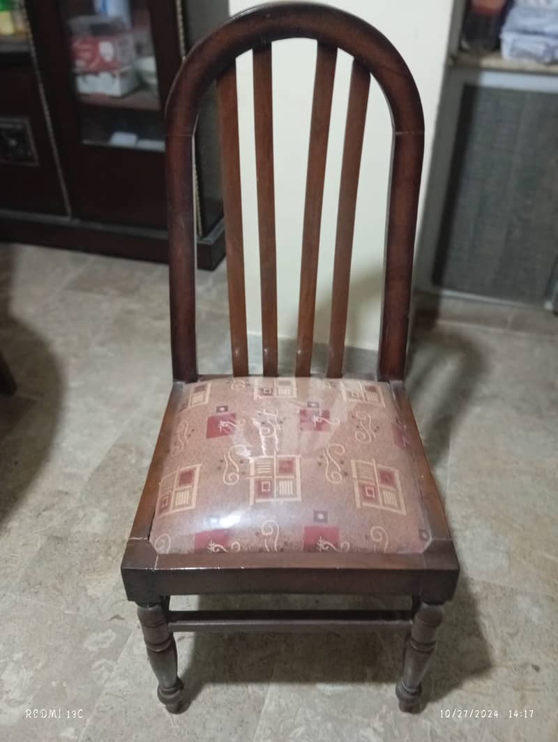 Wood Dinning Table with Six Chair 2