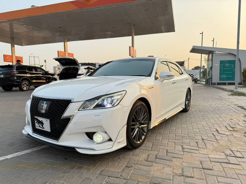 Toyota Crown  Athlete G Package 2014 0