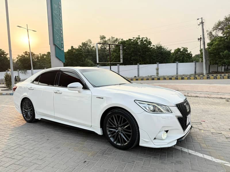 Toyota Crown  Athlete G Package 2014 3