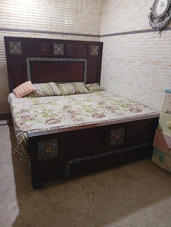 bed with mattress in just 25000 3