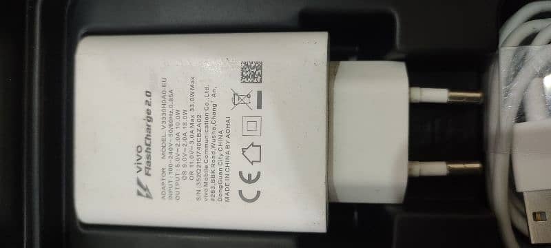 vivo v21e original charger 100% original box Wala 3