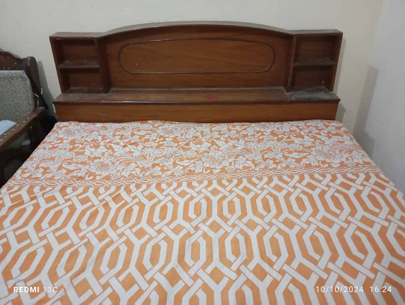 kind double bed for sale 2