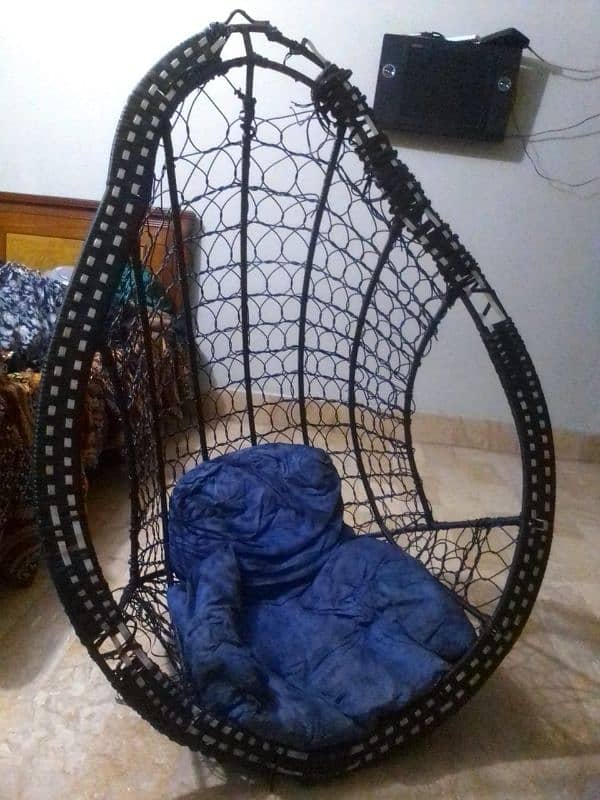 I'm selling swing chair 2