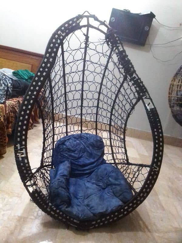 I'm selling swing chair 4