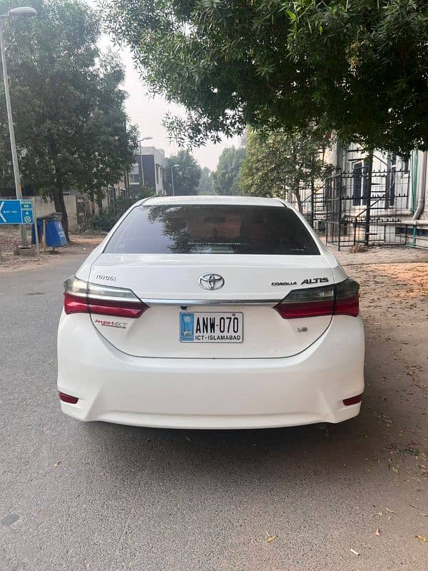 Toyota Corolla Altis 2019 6