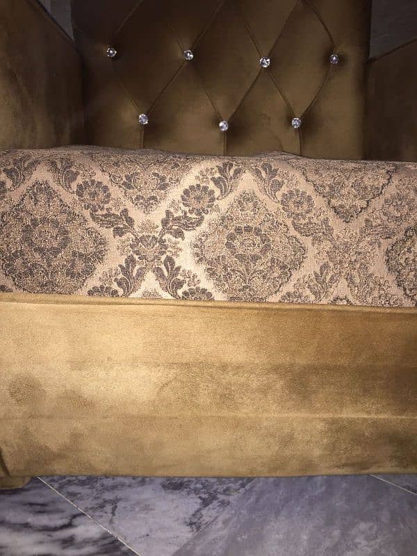 5 seter sofa for sale 5