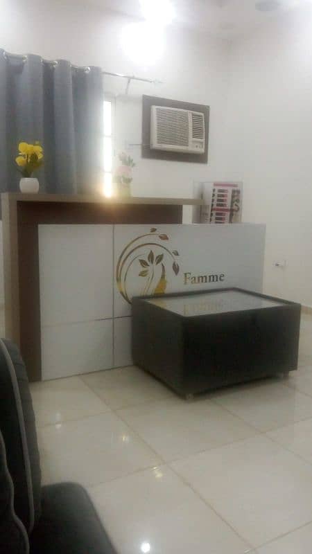 beautaion required in Famme naturelle ladies saloon  for females 0