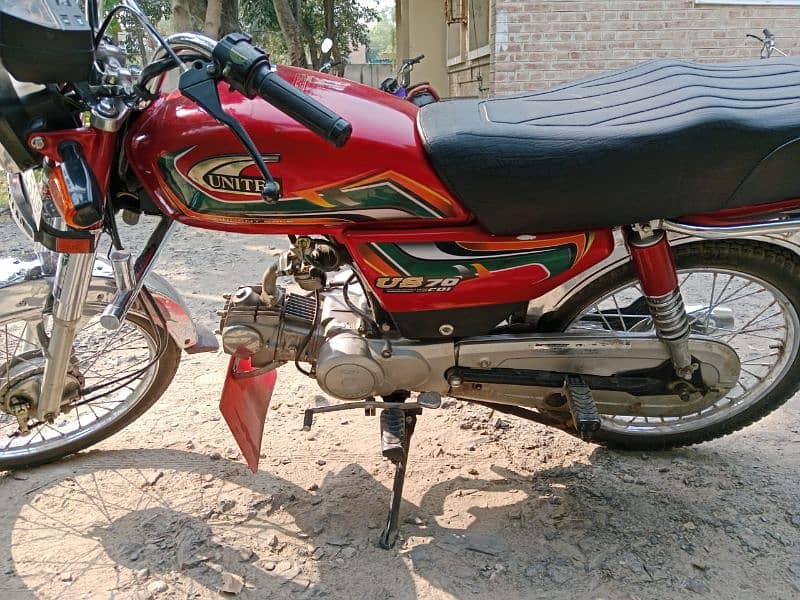 United 70cc bike look like new 2