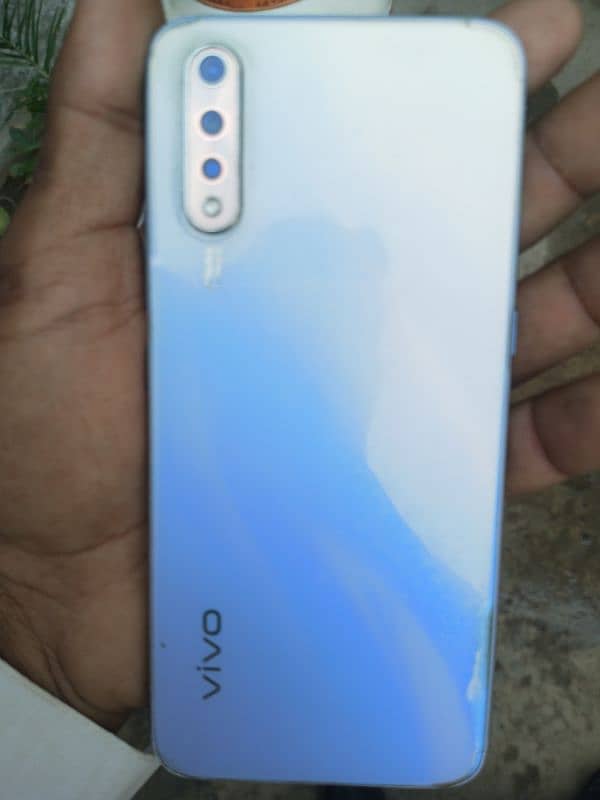 vivo s1 1