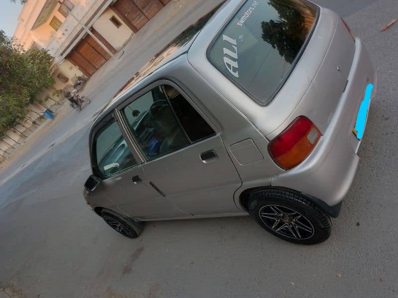 Daihatsu Cuore 2004 1