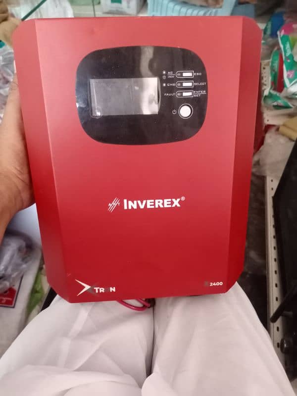 Inverex Xtron 2400 1