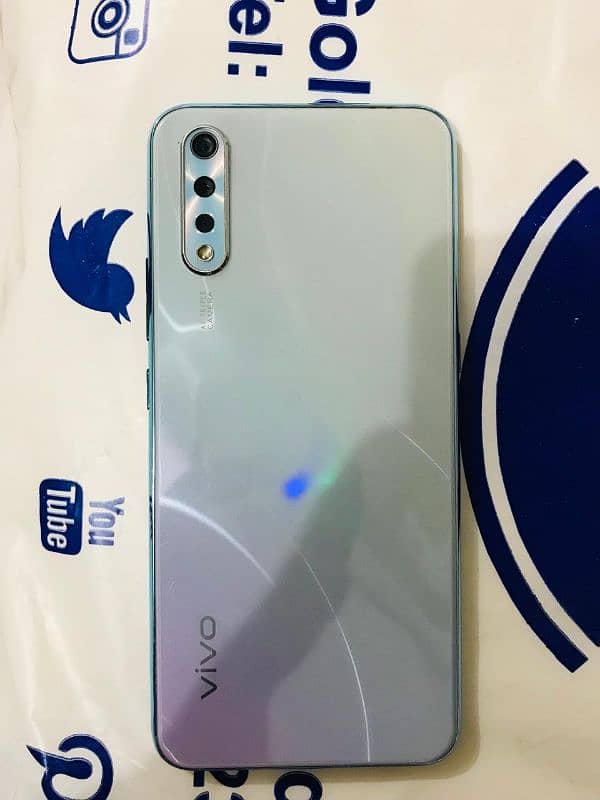 vivo s1 3