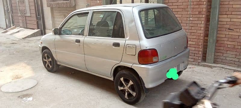 Daihatsu Cuore 2006 6