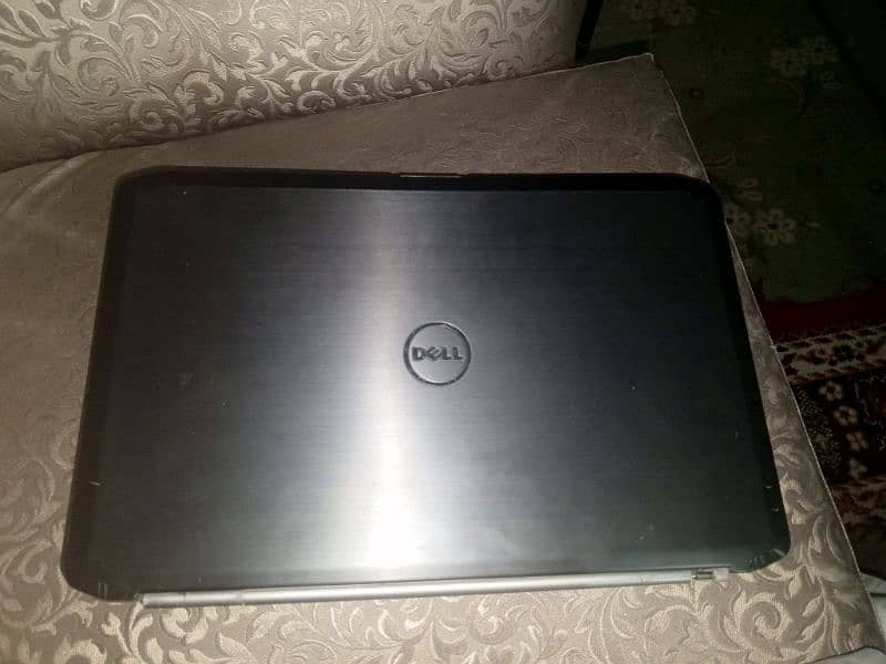 Dell Laptop i5 2 generation 6gb ram 320 gb rom 0