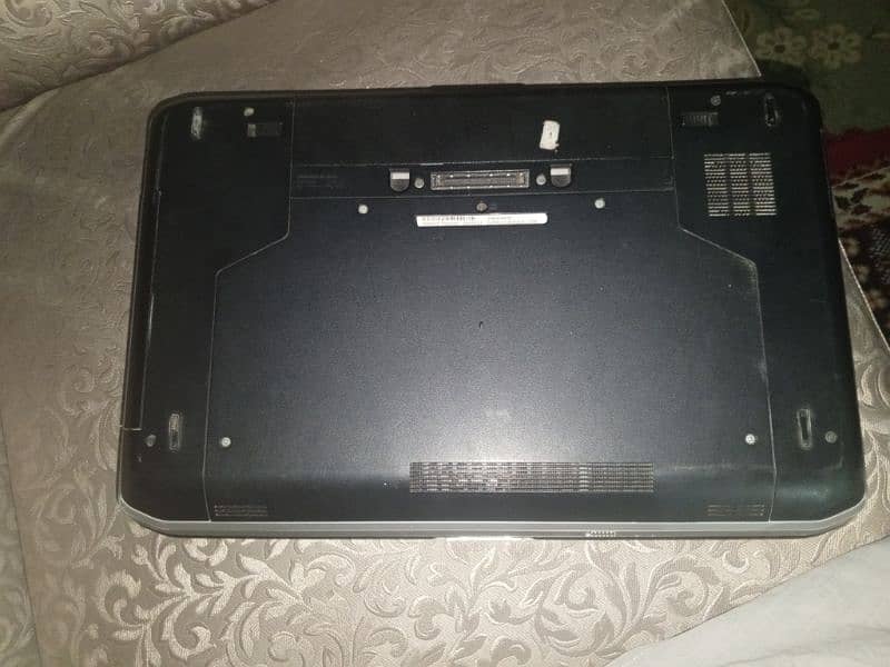 Dell Laptop i5 2 generation 6gb ram 320 gb rom 1