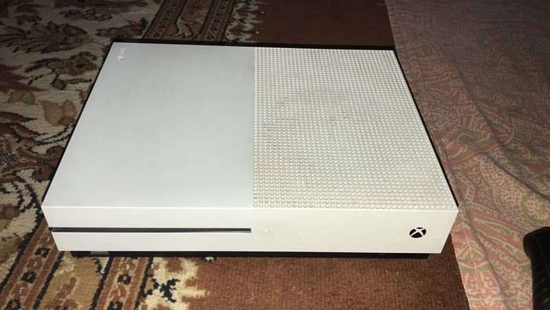 Xbox 1s 1TB 3