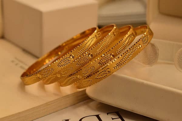 Select Bangles of your choice or Get A random set of bang 15